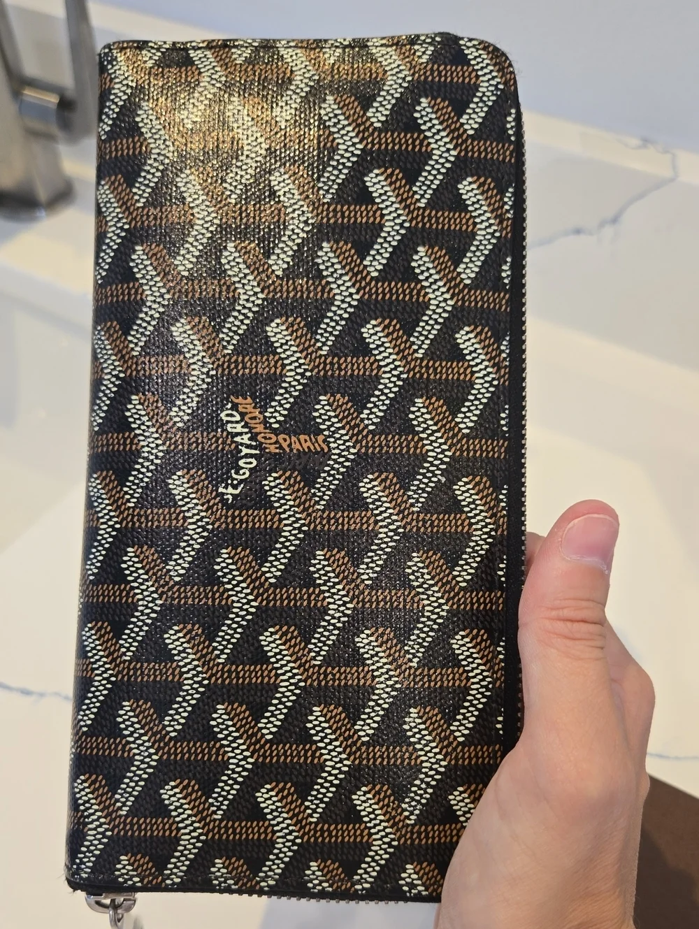 Goyard Black and Brown Chevron Zip-Around Wallet, GUC, French Chic, Luxury